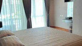 2 Bedroom Condo for rent in Le Cosi Ekamai 28, Khlong Tan Nuea, Bangkok near BTS Thong Lo