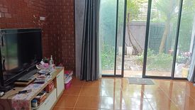 3 Bedroom House for sale in Khlong Chan, Bangkok