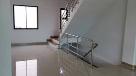 3 Bedroom Townhouse for sale in Saphan Sung, Bangkok