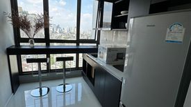 1 Bedroom Condo for rent in Rhythm Sukhumvit 44/1, Phra Khanong, Bangkok near BTS Phra Khanong