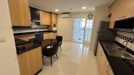 3 Bedroom Condo for rent in Kallista Mansion, Khlong Toei Nuea, Bangkok near BTS Nana