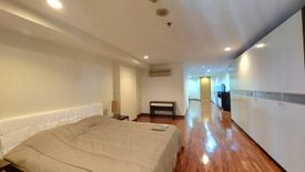 1 Bedroom Condo for sale in Nusa State Tower Condominium, Silom, Bangkok near BTS Surasak