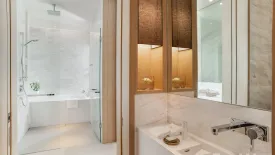 1 Bedroom Condo for sale in Twinpalms Residences by Montazure, Kamala, Phuket