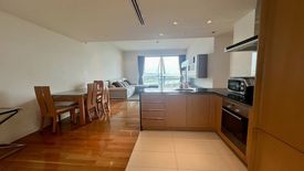 2 Bedroom Condo for sale in Bang Phong Pang, Bangkok