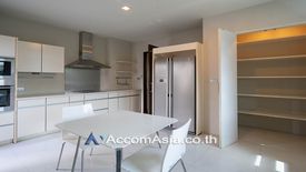 3 Bedroom Apartment for rent in Chong Nonsi, Bangkok