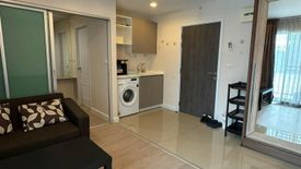 1 Bedroom Condo for sale in Sam Sen Nai, Bangkok