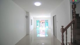 2 Bedroom Townhouse for sale in Lapawan 3, Sao Thong Hin, Nonthaburi