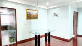 3 Bedroom Condo for sale in Royal Castle Pattanakarn, Suan Luang, Bangkok