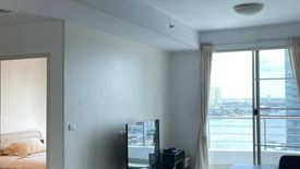 1 Bedroom Condo for sale in Supalai River Place, Bang Lamphu Lang, Bangkok near BTS Krung Thon Buri