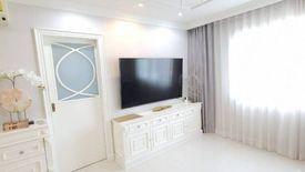 2 Bedroom Condo for sale in Life @ Ladprao 18, Chom Phon, Bangkok near MRT Lat Phrao