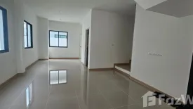 3 Bedroom Townhouse for sale in Timehome 62, Dokmai, Bangkok