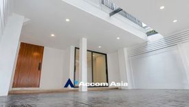 3 Bedroom Townhouse for sale in Phra Khanong, Bangkok near BTS Ekkamai