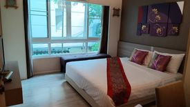 1 Bedroom Apartment for rent in The Triple Oaks, Khlong Tan Nuea, Bangkok near MRT Sukhumvit