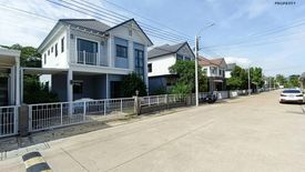 4 Bedroom House for sale in Tha Kham, Bangkok