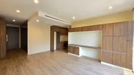 1 Bedroom Condo for sale in Noble Above Wireless-Ruamrudee, Langsuan, Bangkok near BTS Nana