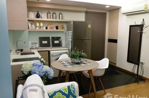 1 Bedroom Condo for sale in Via Botani, Khlong Tan Nuea, Bangkok near BTS Phrom Phong