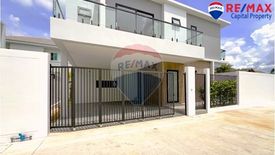 3 Bedroom House for sale in Nong Pla Lai, Chonburi