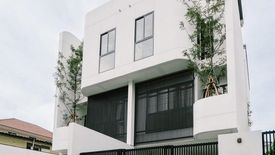 3 Bedroom Townhouse for sale in Bang Chak, Bangkok near BTS Punnawithi