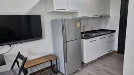 Condo for rent in The Kris Extra 4, Din Daeng, Bangkok near MRT Sutthisan