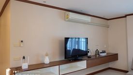 3 Bedroom Condo for rent in Khlong Tan Nuea, Bangkok