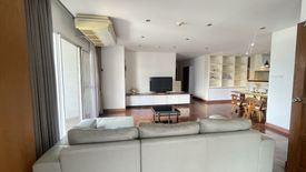 3 Bedroom Condo for sale in Richmond Palace, Khlong Tan Nuea, Bangkok near BTS Phrom Phong