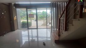 3 Bedroom Townhouse for sale in Mesto Kaset-Navamin, Khlong Kum, Bangkok