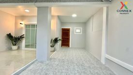 3 Bedroom Townhouse for sale in Bang Khu Rat, Nonthaburi