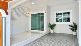 3 Bedroom Townhouse for sale in Baan Sutawan, Bang Len, Nonthaburi