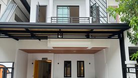 2 Bedroom Townhouse for sale in The Emerald Park 2, Phimon Rat, Nonthaburi