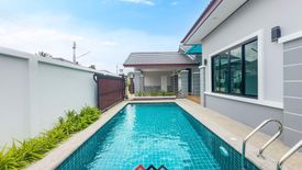 3 Bedroom House for sale in Na Kluea, Chonburi