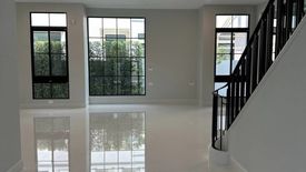 5 Bedroom House for Sale or Rent in Prawet, Bangkok near Airport Rail Link Ban Thap Chang