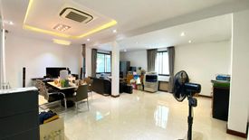 3 Bedroom House for sale in Wang Thonglang, Bangkok