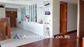 2 Bedroom Condo for rent in Lake Green, Khlong Toei, Bangkok near BTS Nana