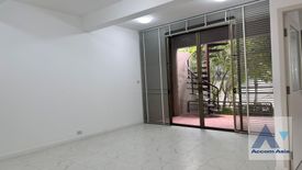 3 Bedroom Townhouse for rent in Sam Sen Nai, Bangkok near BTS Ari