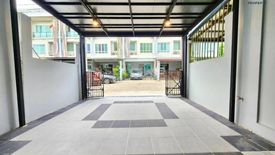 3 Bedroom Townhouse for sale in Patio Rama II ( Soi 33 ), Bang Mot, Bangkok