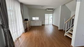 4 Bedroom Townhouse for sale in Lat Sawai, Pathum Thani