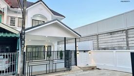 3 Bedroom Townhouse for sale in Tha It, Nonthaburi