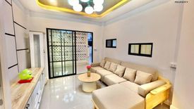 3 Bedroom Townhouse for sale in Si Kan, Bangkok