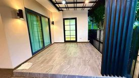 3 Bedroom House for sale in Centro Rama 2-Phutthabucha, Bang Mot, Bangkok