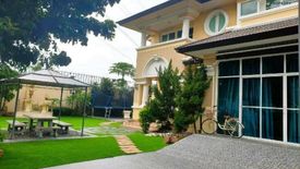 5 Bedroom House for sale in Nantawan Suanluang Rama 9, Dokmai, Bangkok