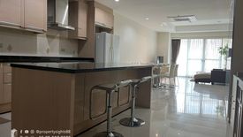 3 Bedroom Condo for rent in Khlong Toei, Bangkok near BTS Asoke