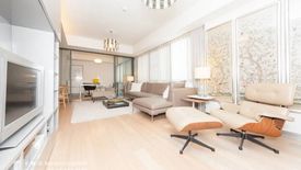 3 Bedroom Condo for sale in Khlong Tan Nuea, Bangkok