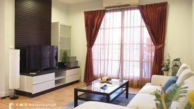 3 Bedroom Condo for rent in Khlong Toei, Bangkok near BTS Asoke