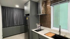 1 Bedroom Condo for sale in Baan Siri Silom, Silom, Bangkok near BTS Surasak