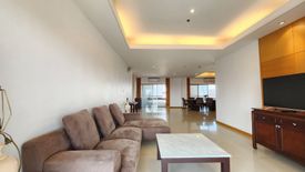 3 Bedroom Condo for rent in Thung Maha Mek, Bangkok near MRT Lumpini