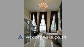 3 Bedroom Townhouse for rent in Silom, Bangkok near BTS Chong Nonsi