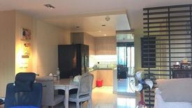 2 Bedroom Condo for sale in Baan Siriyenakat, Thung Maha Mek, Bangkok near MRT Lumpini