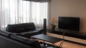 2 Bedroom Condo for sale in The Emporio Place, Khlong Tan, Bangkok near BTS Phrom Phong