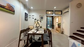 3 Bedroom Townhouse for rent in Phra Khanong, Bangkok near BTS Ekkamai