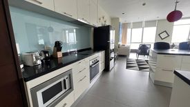 1 Bedroom Condo for sale in Baan Sathorn Chaopraya, Khlong Ton Sai, Bangkok near BTS Krung Thon Buri